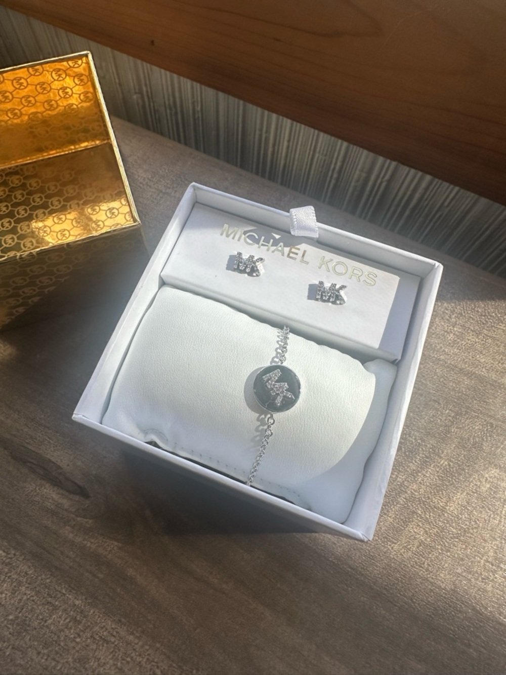 New Michael Kors Bracelet/Earrings Set - Picture 2 of 4